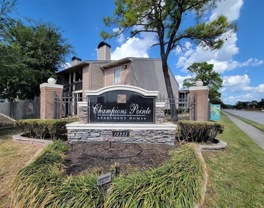 12335 Antoine Drive - Photo Thumbnail 2