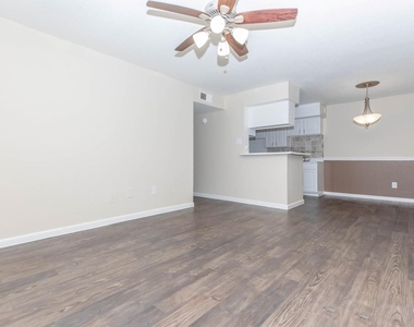12335 Antoine Drive - Photo Thumbnail 31