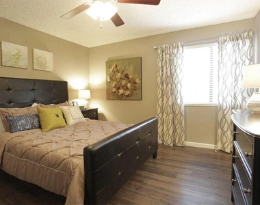 4600 West Pioneer Drive - Photo Thumbnail 19
