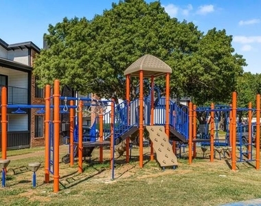 4600 West Pioneer Drive - Photo Thumbnail 43