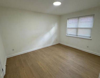 1635 6th Street Nw - Photo Thumbnail 11