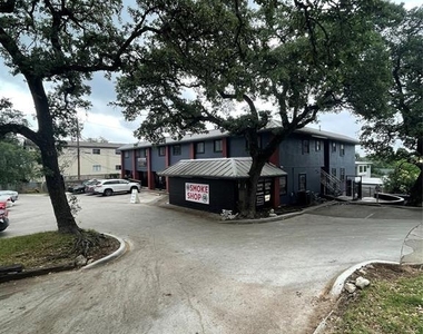 516 South Park Dr - Photo Thumbnail 10