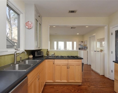 4412 Barrow Ave - Photo Thumbnail 9