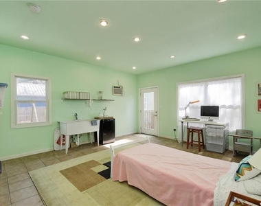 4412 Barrow Ave - Photo Thumbnail 15