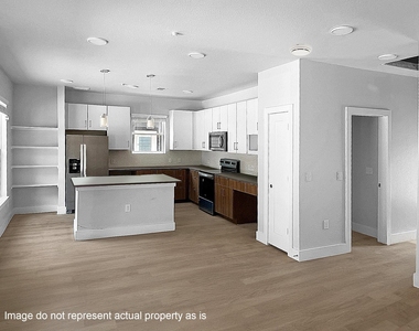 2400-502 Montgomery Park - Photo Thumbnail 4