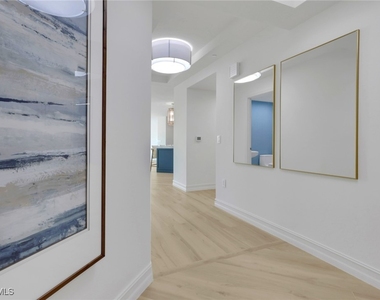 2728 Tiburon Boulevard E - Photo Thumbnail 15