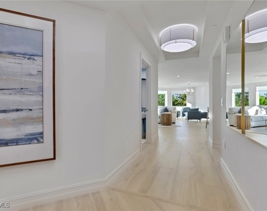 2728 Tiburon Boulevard E - Photo Thumbnail 14