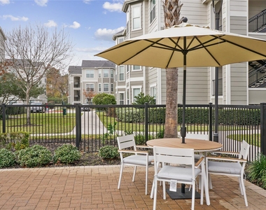 9494 Humble Westfield Road - Photo Thumbnail 4