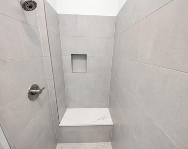 611 E 39th Street - Photo Thumbnail 20