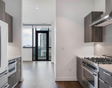 1211 Caroline Street - Photo Thumbnail 4