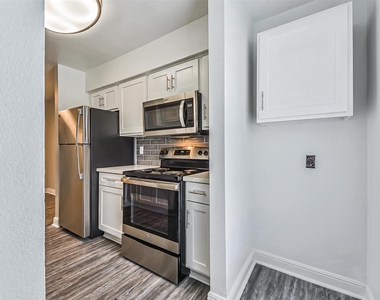 1111 W Main Street - Photo Thumbnail 4