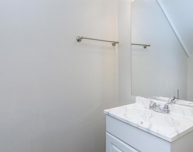 8271 Stone Street - Photo Thumbnail 12