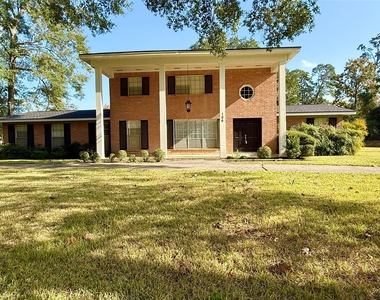 106 Longacre Drive - Photo Thumbnail 1