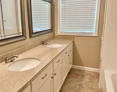 106 Longacre Drive - Photo Thumbnail 19