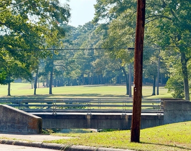 106 Longacre Drive - Photo Thumbnail 23