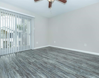 1111 W Main Street - Photo Thumbnail 42