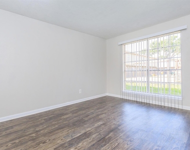 8271 Stone Street - Photo Thumbnail 1