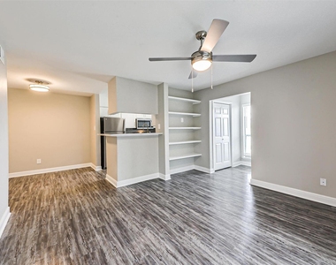 1111 W Main Street - Photo Thumbnail 22