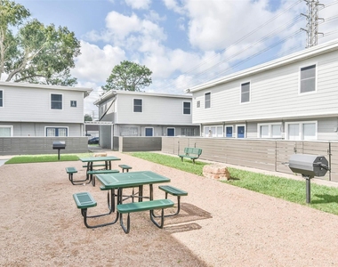 8271 Stone Street - Photo Thumbnail 22