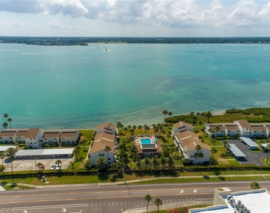 1401 Gulf Boulevard - Photo Thumbnail 34