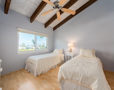1401 Gulf Boulevard - Photo Thumbnail 19