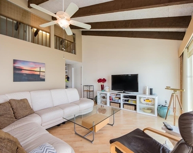 1401 Gulf Boulevard - Photo Thumbnail 4