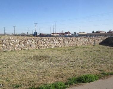 3558 E Glen Drive - Photo Thumbnail 11