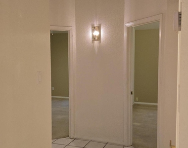 7417 Mission Viejo Drive - Photo Thumbnail 23