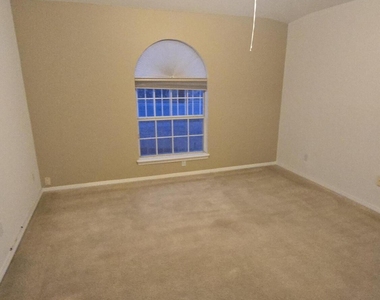 7417 Mission Viejo Drive - Photo Thumbnail 25