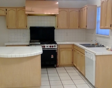 7417 Mission Viejo Drive - Photo Thumbnail 7