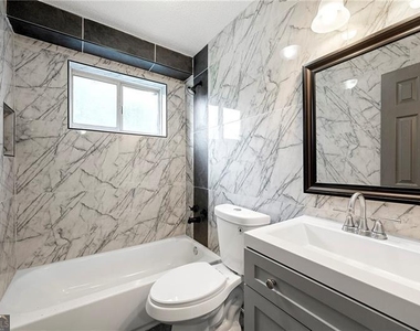 156 Fairfield Place Nw - Photo Thumbnail 9