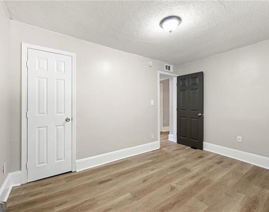 156 Fairfield Place Nw - Photo Thumbnail 11
