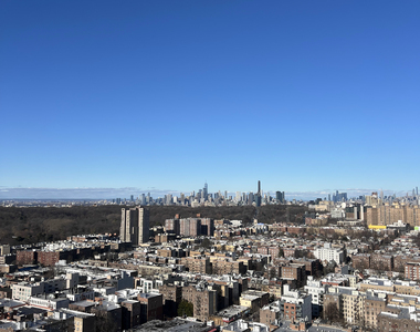 125 Linden Boulevard - Photo Thumbnail 8