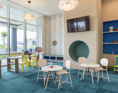 125 Linden Boulevard - Photo Thumbnail 13
