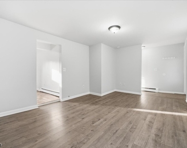 89 Main St - Photo Thumbnail 5