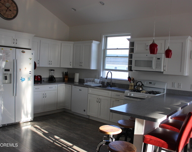128 W Osprey Way - Photo Thumbnail 3