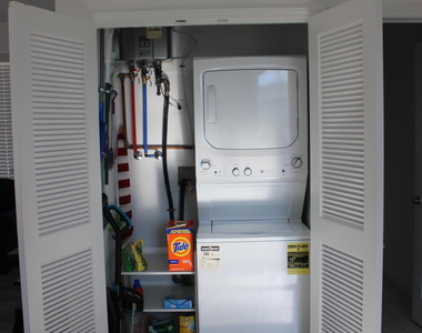 128 W Osprey Way - Photo Thumbnail 5
