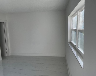 7600 Nw 4th Place - Photo Thumbnail 9