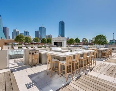 2200 Victory Avenue - Photo Thumbnail 30