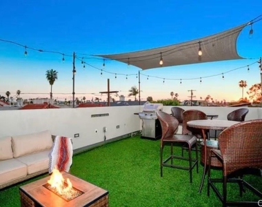1145 Emerald St - Photo Thumbnail 17