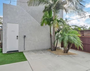 1145 Emerald St - Photo Thumbnail 22