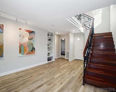 918 Sandpiper Pl - Photo Thumbnail 12