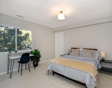918 Sandpiper Pl - Photo Thumbnail 13