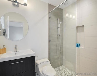 918 Sandpiper Pl - Photo Thumbnail 34