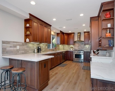 918 Sandpiper Pl - Photo Thumbnail 8