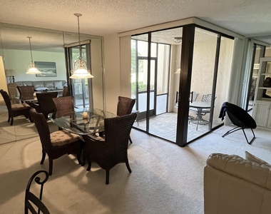 2255 Lindell Boulevard - Photo Thumbnail 1