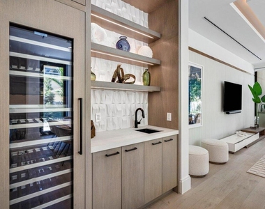 514 Ne 7th Avenue - Photo Thumbnail 14