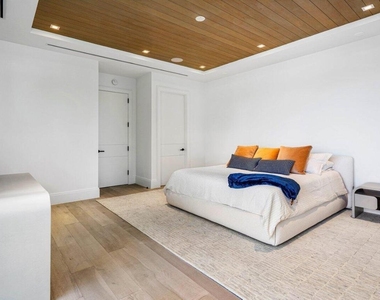 514 Ne 7th Avenue - Photo Thumbnail 19