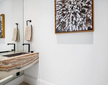 514 Ne 7th Avenue - Photo Thumbnail 12