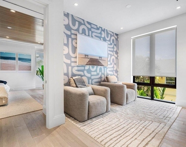 514 Ne 7th Avenue - Photo Thumbnail 17